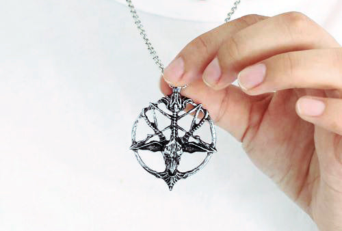 5x Inverted Pentagram Goat Head Pendant Necklace